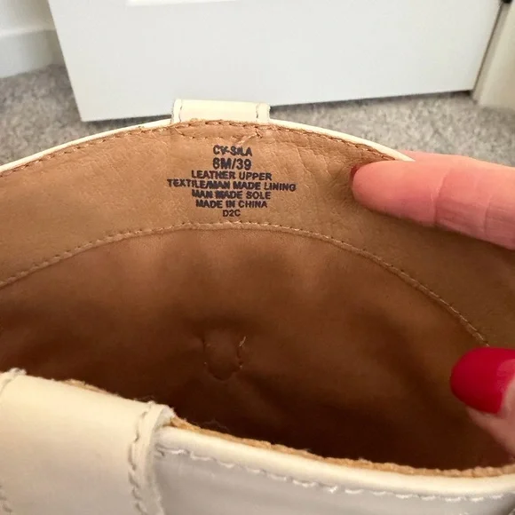 Cream Western-Style Knee-High Boots - Picture 3 of 6